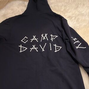 American Apparel navy blue medium hoodie.
Being sold AS-IS.